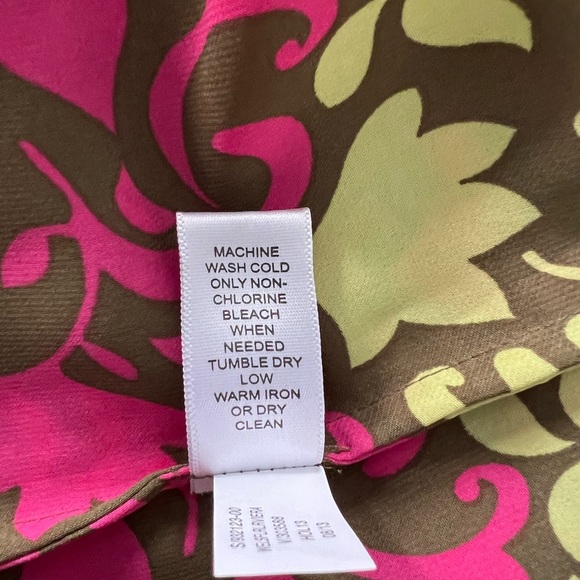 Banana Republic Bold Floral Blouse - Picture 11 of 11